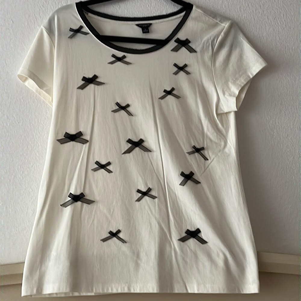 Ann Taylor ribbon shirt black and white size large.